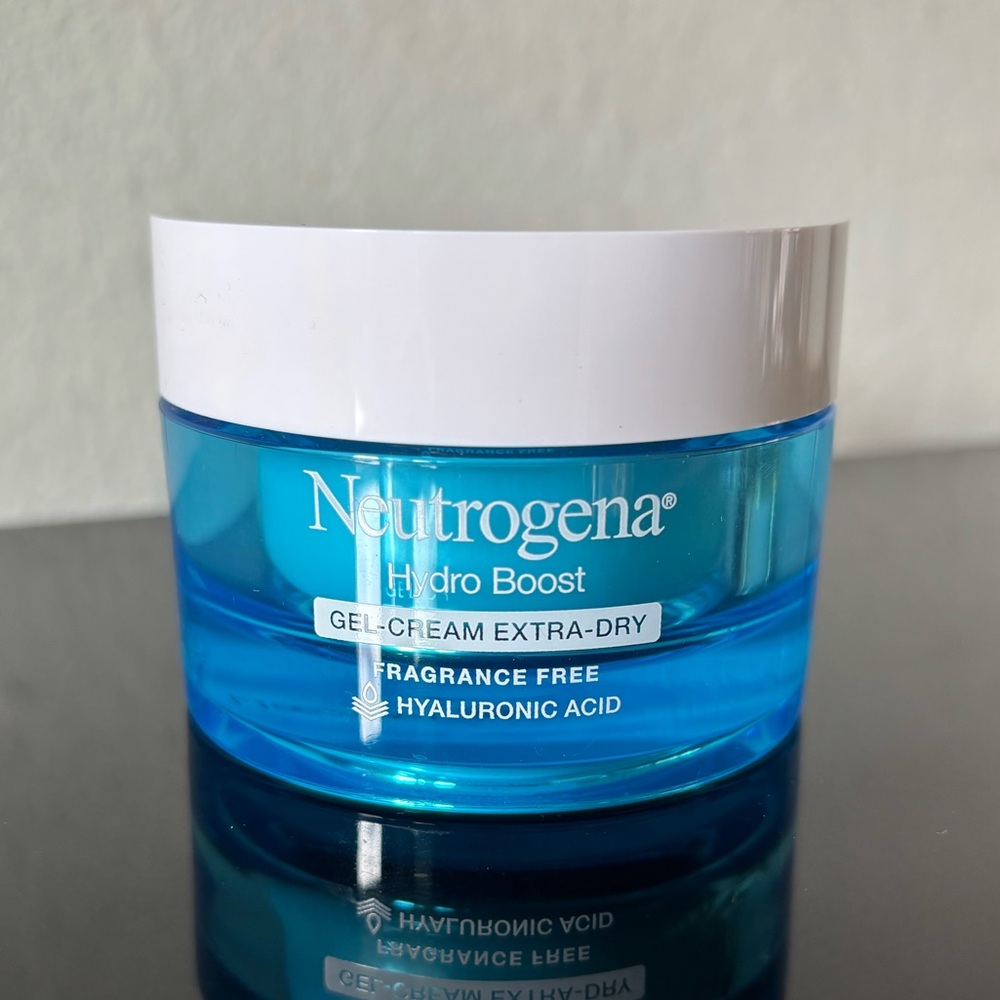 Neutrogena Hydro Boost Hyaluronic Acid Hydrating Face Moisturizer Gel-Cream